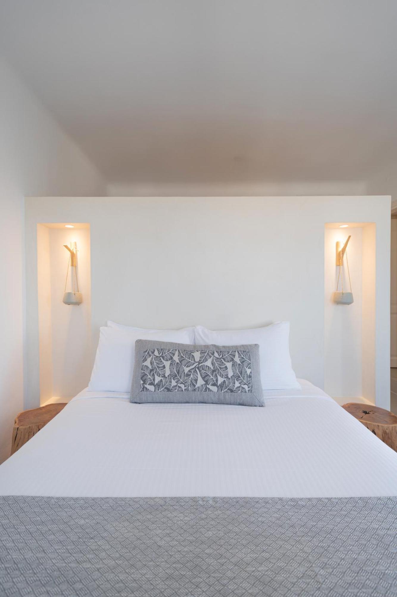 Вілла White & Co Santorini Pyrgos Kallistis Екстер'єр фото